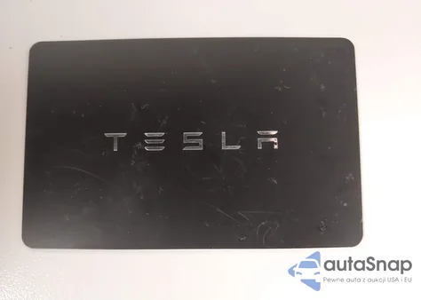 2023 Tesla Model Y Awd/Long Range Dual Motor All-Wheel Drive from USA, damaged, VIN 7SAYGDEE2PA191605